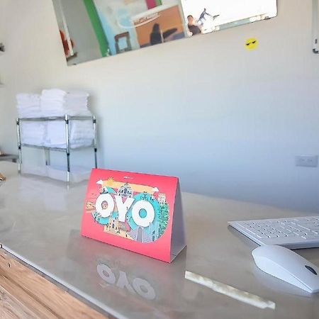 Oyo Hotel Plaza Las Torres, Cabo San Lucas Exteriör bild